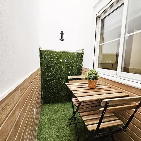 Elegante Apartamento De Diseno. Almeria Exterior photo